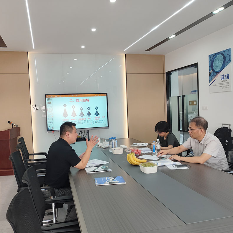 Pharm-Tech(Tianjin)Co., Ltd'den bir müşteri işbirliği için firmamızı ziyaret etti